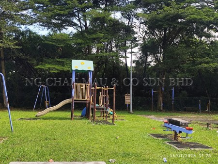 Apartment for Auction