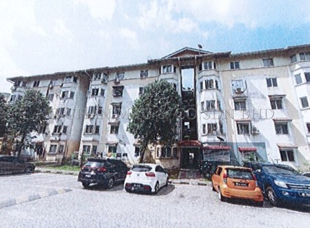 Apartment For Auction at Impian Apartment
