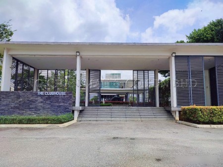 Terrace House For Auction at Cristal Serin Residence