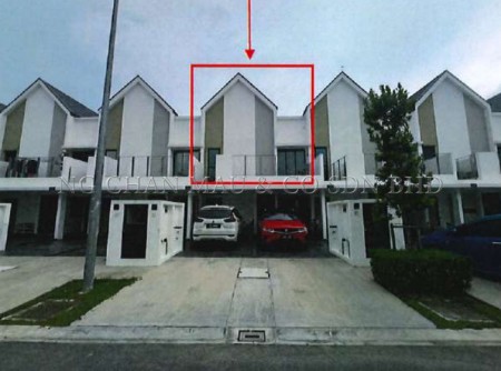 Terrace House For Auction at Casa Bayu Apartment