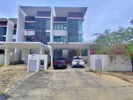 Terrace House For Auction at Cristal Serin Residence