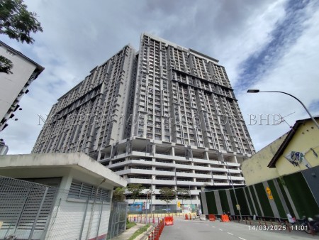 Apartment For Auction at Platinum Teratai