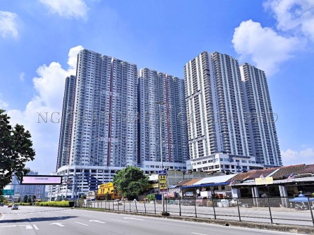 Serviced Residence For Auction at Razak City Residences