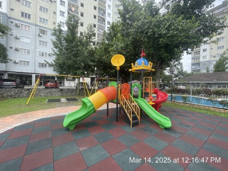 Apartment for Auction