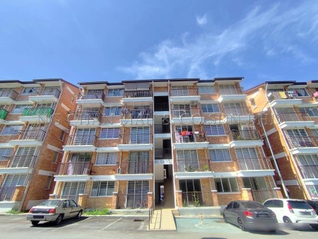 Apartment For Auction at Goodview Heights