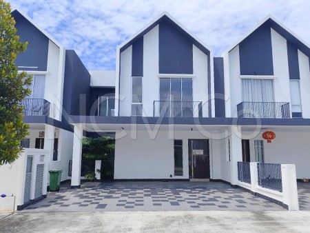 Terrace House For Auction at Eco Forest