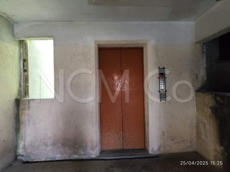 Apartment for Auction