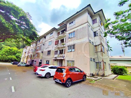 Apartment For Auction at Pusat Komersial Semambu