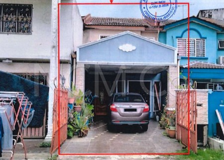 Terrace House For Auction at Green Valley Park (Pinggiran Lembah Hijau)