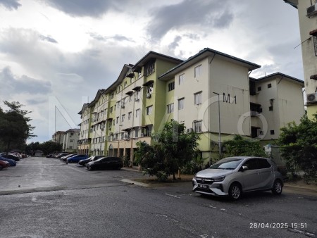 Apartment For Auction at Seri Bintang Apartment