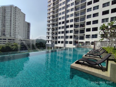 Condo for Auction