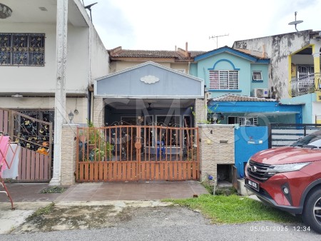 Terrace House For Auction at Green Valley Park (Pinggiran Lembah Hijau)
