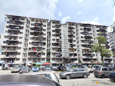 Apartment For Auction at Taman Prima Selayang