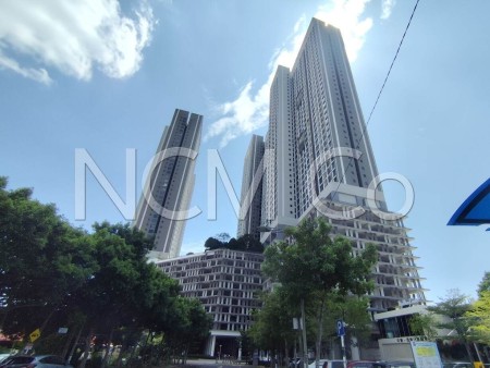 SOHO For Auction at 28 Boulevard