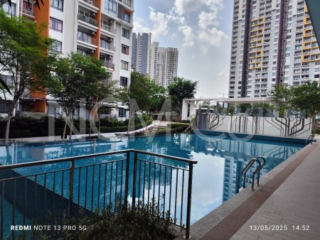 Condo for Auction