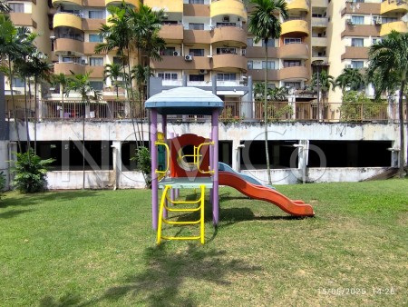 Condo for Auction