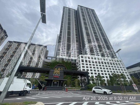 Serviced Residence For Auction at M Luna