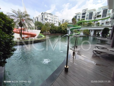 Condo for Auction