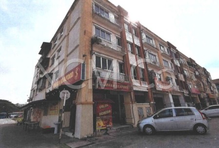 Shop For Auction at Taman Kinrara