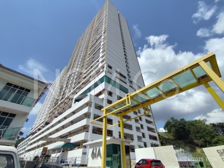 Condo For Auction at Shineville Park
