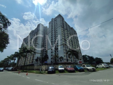 Apartment For Auction at Villa Krystal