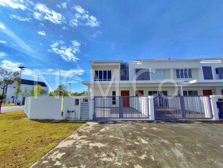 Terrace House For Auction at Palma Sands