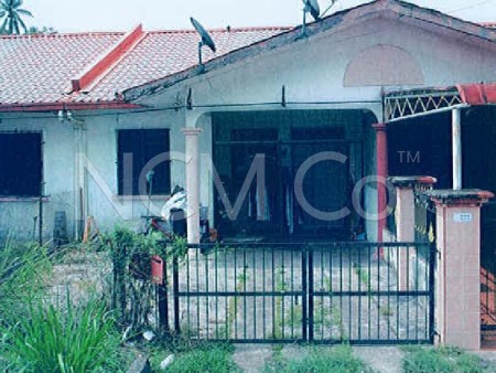 Terrace House For Auction at Taman T&G