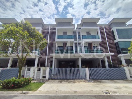 Terrace House For Auction at Taman Nusaputra Timur