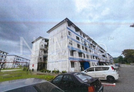 Flat For Auction at Pangsapuri Sri Anggerik 3