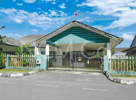 Semi D For Auction at Kuching