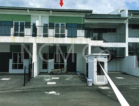 Terrace House For Auction at Villa Kesuma