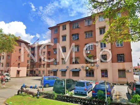 Apartment For Auction at Kenanga Apartment
