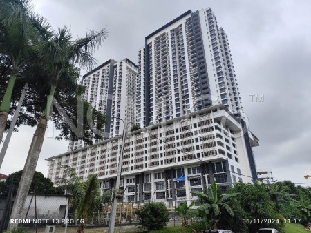 Serviced Residence For Auction at 1 Tebrau