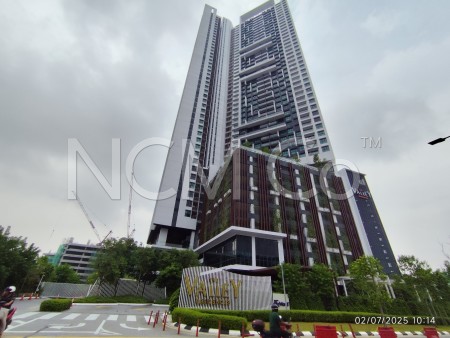 Apartment For Auction at The Valley Residence