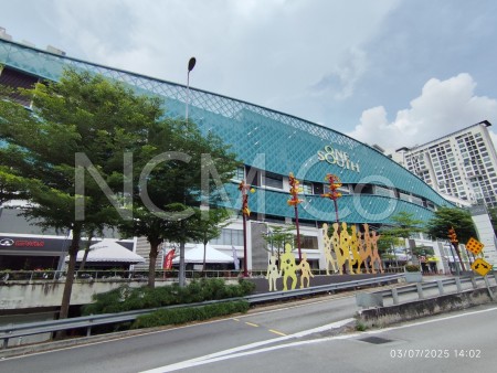 Retail Space For Auction at One South Street Mall