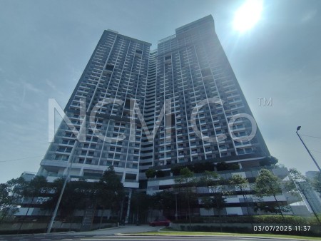SOHO For Auction at Cybersquare