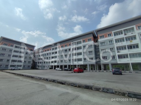 Apartment For Auction at Uni Residences
