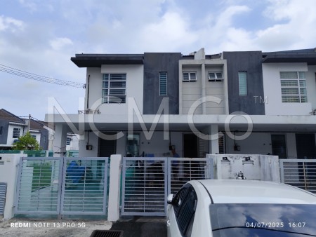 Terrace House For Auction at Kaseh Height