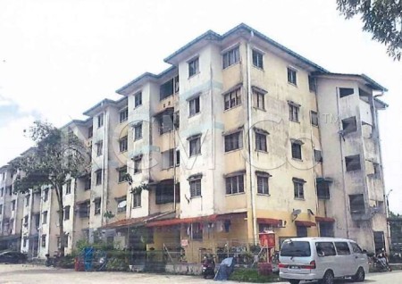 Apartment For Auction at Bandar Baru Kundang