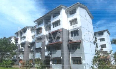Flat For Auction at Pangsapuri PKNS Seri Kembangan