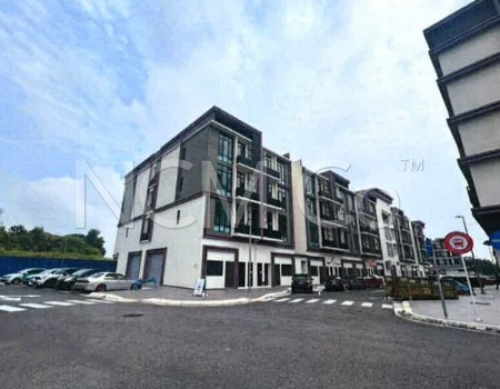 Shop Office For Auction at Edusphere