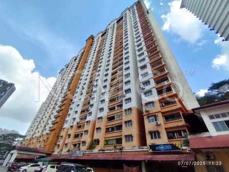 Apartment For Auction at Flora Damansara Apartment