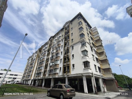 Apartment For Auction at Pangsapuri Villamas