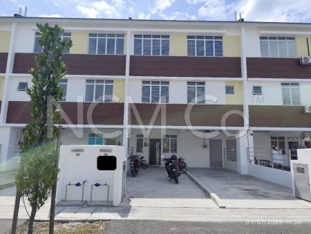 Terrace House For Auction at Saujana Perdana