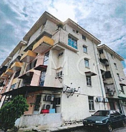 Apartment For Auction at Casmaria Apartment