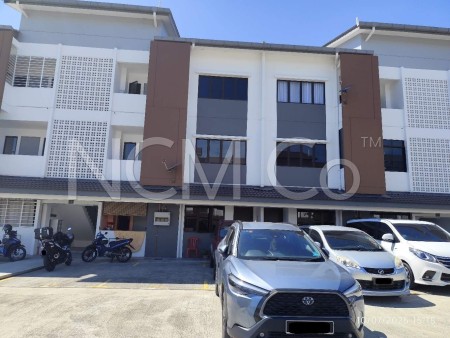 Apartment For Auction at Saujana Rawang