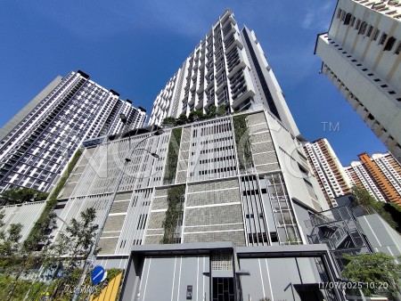 Serviced Residence For Auction at D'Cosmos Residences