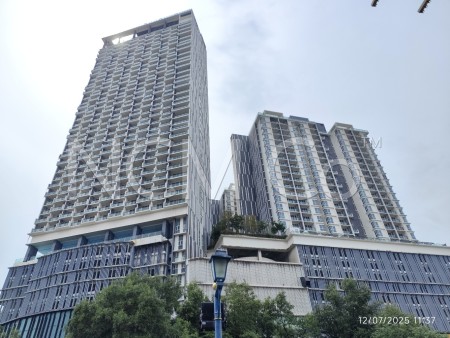 Serviced Residence For Auction at The Shore