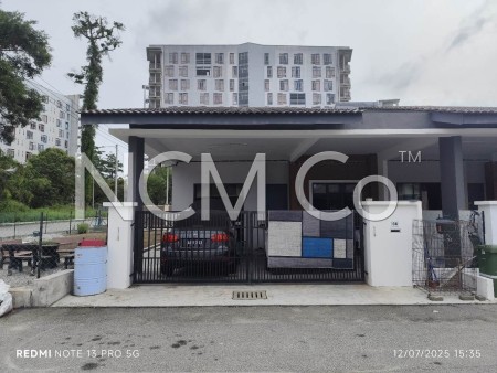 Terrace House For Auction at Pekan