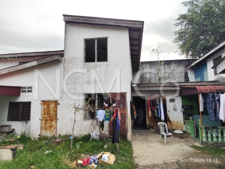 Terrace House For Auction at Bandar Seri Iskandar